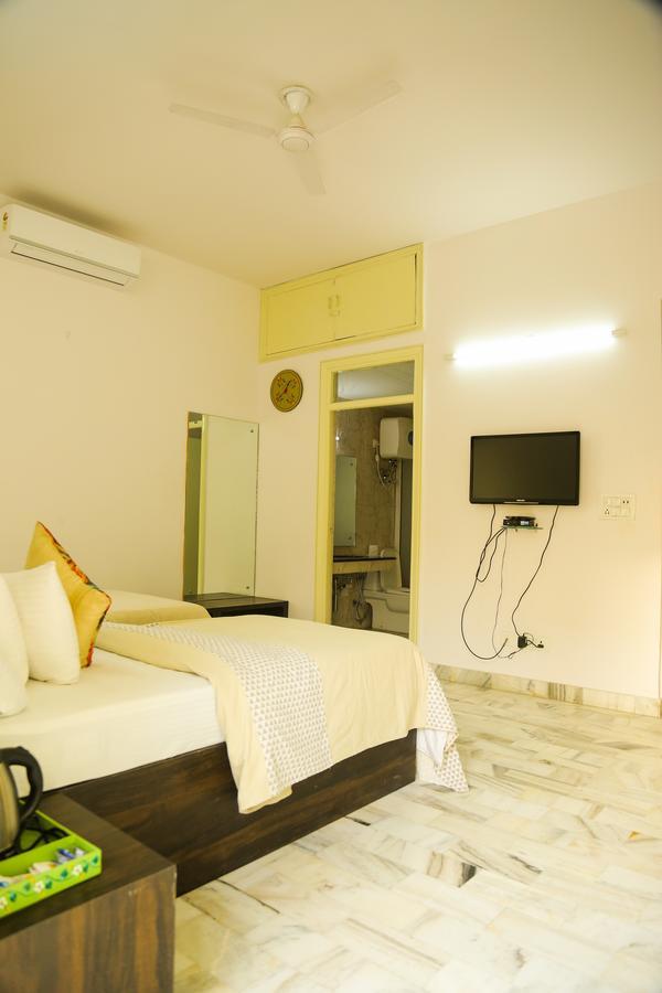 Bed and Breakfast Safarnama Agra Агра Экстерьер фото