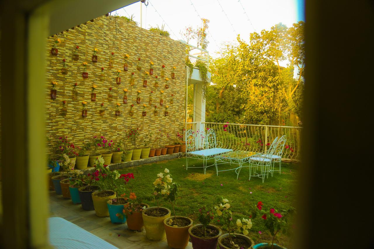 Bed and Breakfast Safarnama Agra Агра Экстерьер фото
